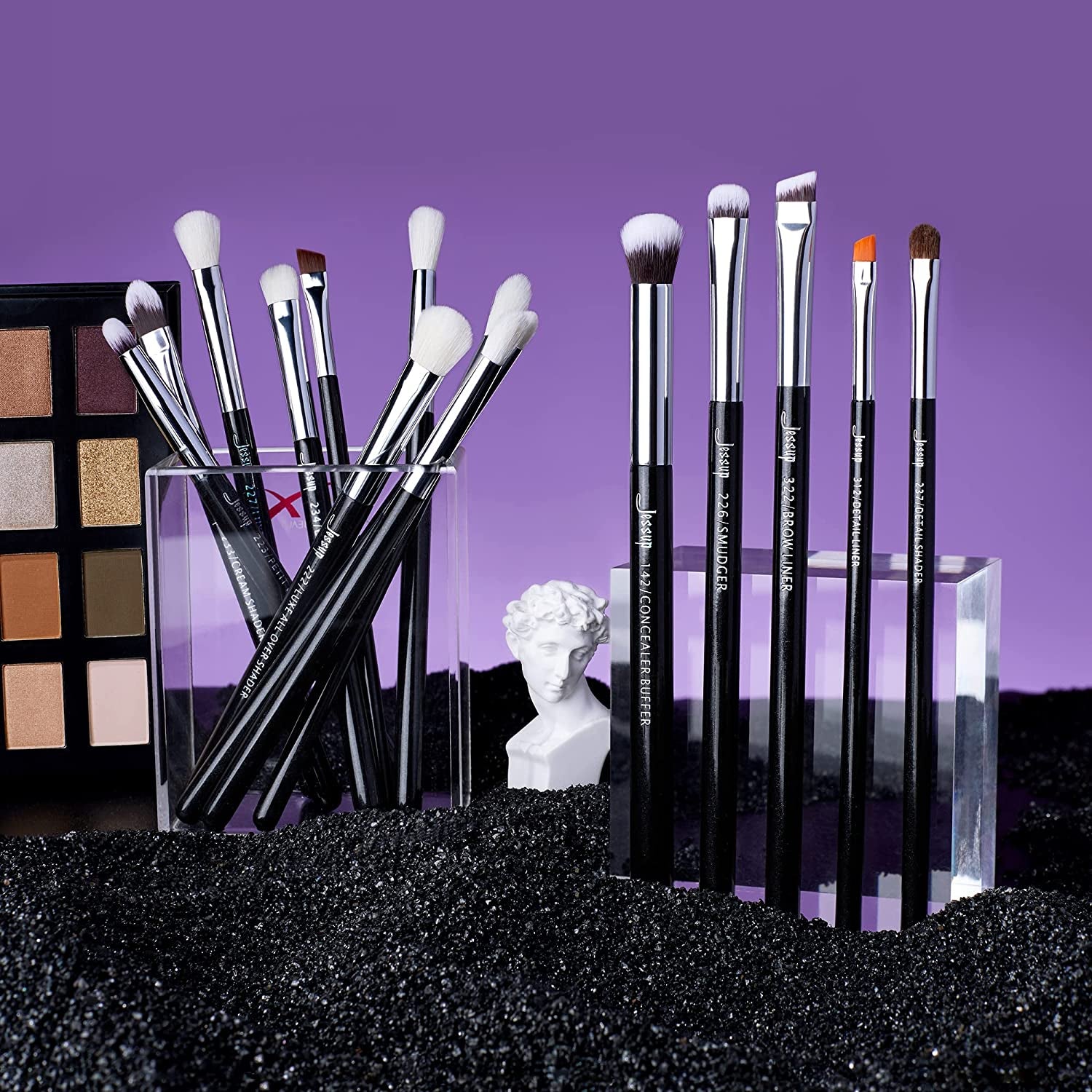 Eye Brushes 15Pcs Professional Makeup Brushes Make up Brush Set Cosmetics Tools Eye Liner Shader Wood Handle Natural-Synthetic Hair Black/Silver T177